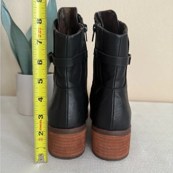 KORKS Reese Black Leather Buckle Lace Up Strap Heeled Ankle Boots - Picture 8 of 15